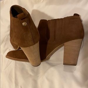 Michael Kors Size 9 Booties